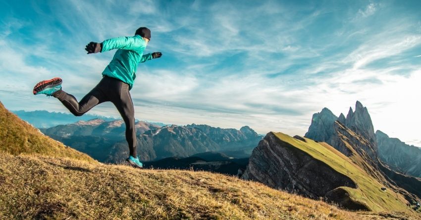 man running; Harder, Better, Faster, Stronger: NMN Helps Preserve Muscles in Old Age