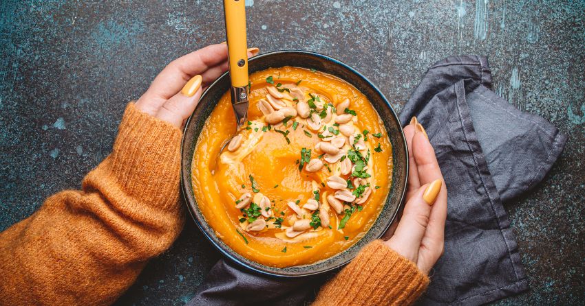 Small Amounts of Peanuts, Herbs, or Spices Positively Affect Gut Microbiome