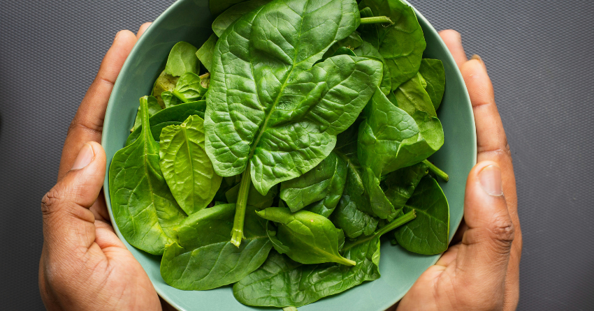 Spinach vs. Steak Nitrates: The Quiet Brain Hack Hiding in Your Dinner