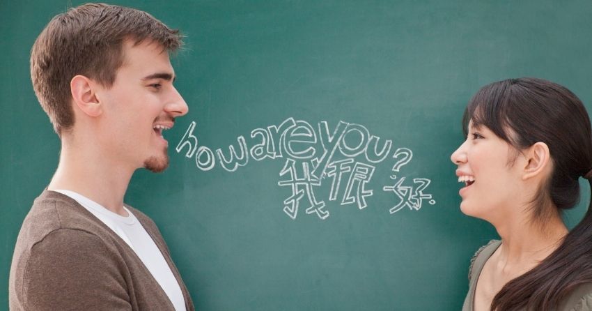 bilingual adults; actively speaking two languages reduces the risk of dementia
