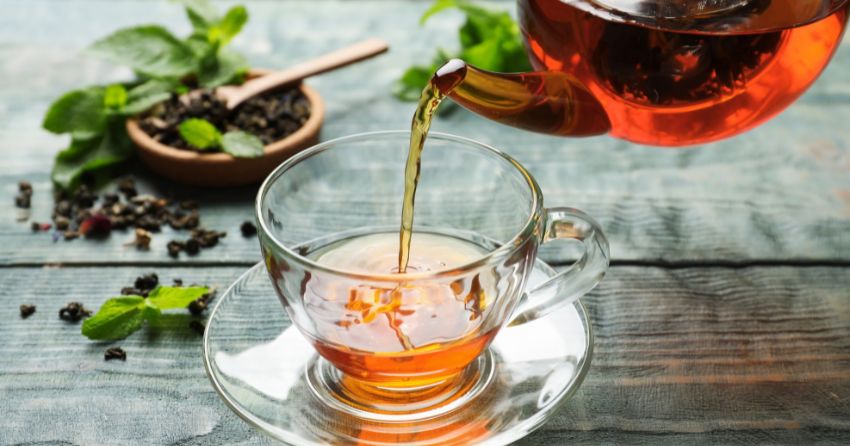 Daily Black Tea Reduces Abdominal Aortic Calcification in Older Women
