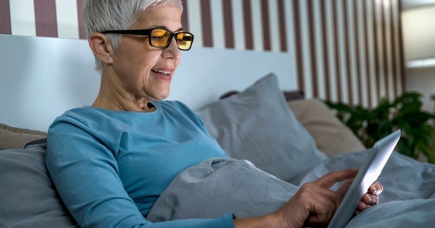 Blue-Light Filtering Glasses Improve Sleep and Productivity